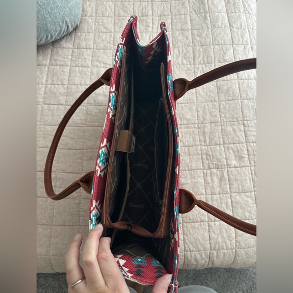 Wrangler Red Aztec Tote with Turquoise and Brown Accents - Picture 4 of 4